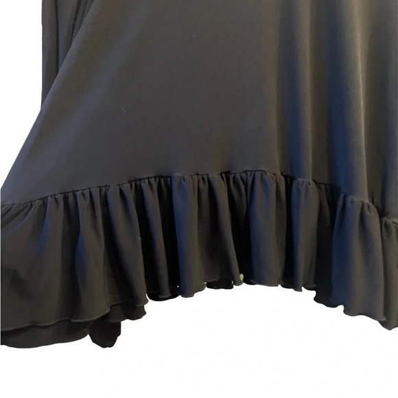 Chic Black Ruffle Women's Blouse - Picture 3 of 4